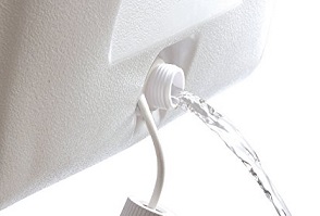 rubbermaid marine cooler drain